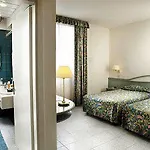 Otel Italia 3*