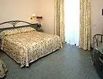 Italia Otel 3*