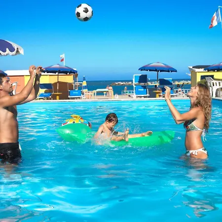 Italia Hotel 3*