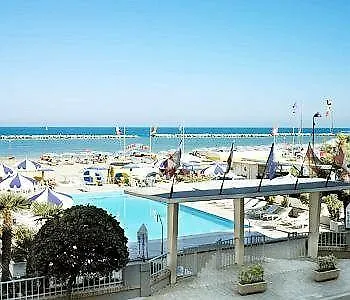 Italia 3*