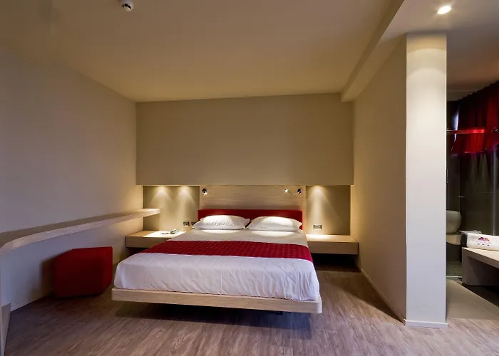 意大利酒店 3* 贝拉里亚-伊贾马里纳